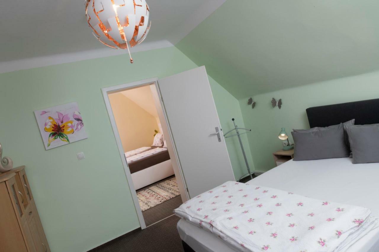 Pension Gierlinger Aflenz Kurort Buitenkant foto